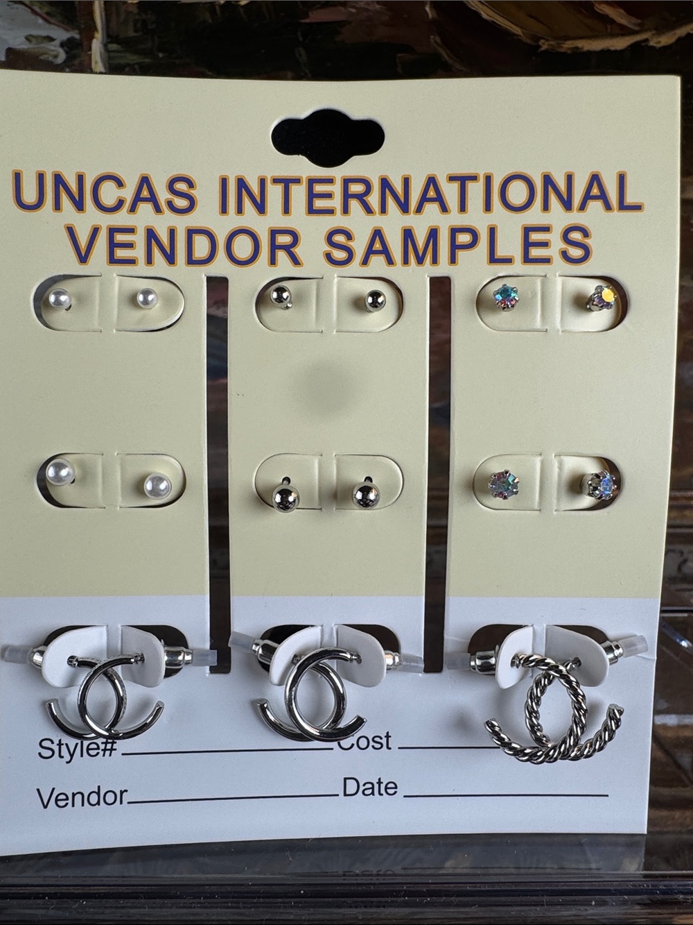 0782-Uncas International Silver Tone Earring Sample Set
